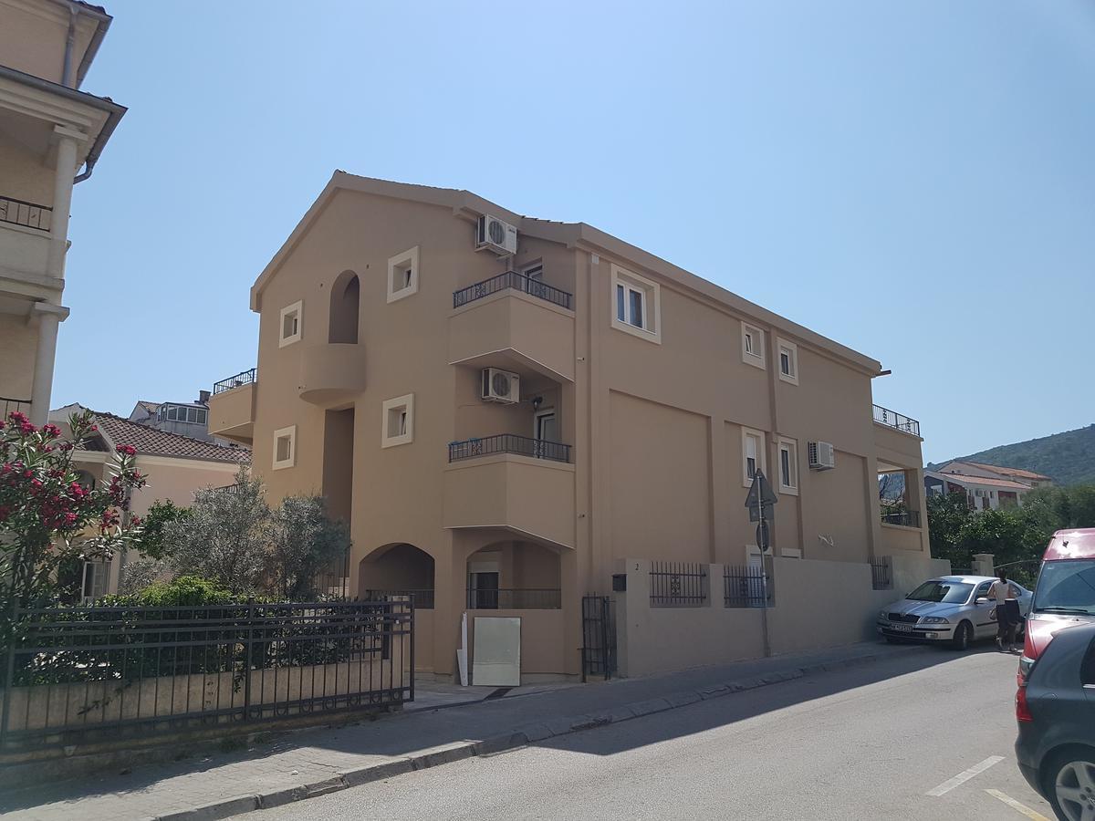 Apartments And Rooms Lijesevic بودفا المظهر الخارجي الصورة